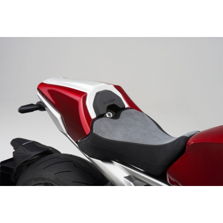 CAPOT DE SELLE ROUGE R381