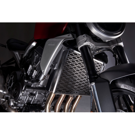GRILLE DE RADIATEUR