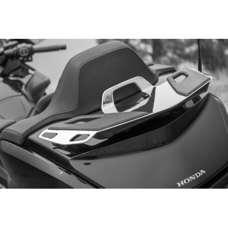 PORTE PAQUET DE TOP BOX