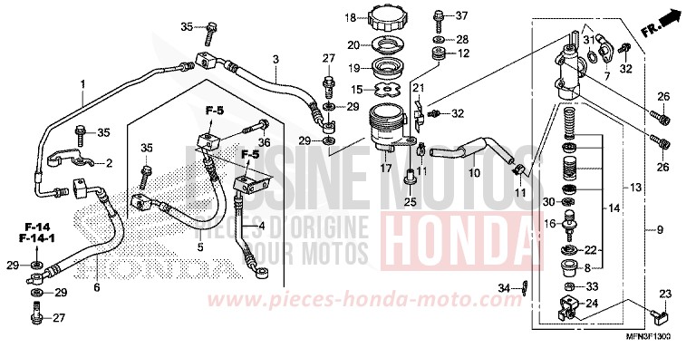 MAÎTRE-CYLINDRE DE FREIN ARRIÈRE de CB1000R PEARL SIENA RED (R320X) 2015