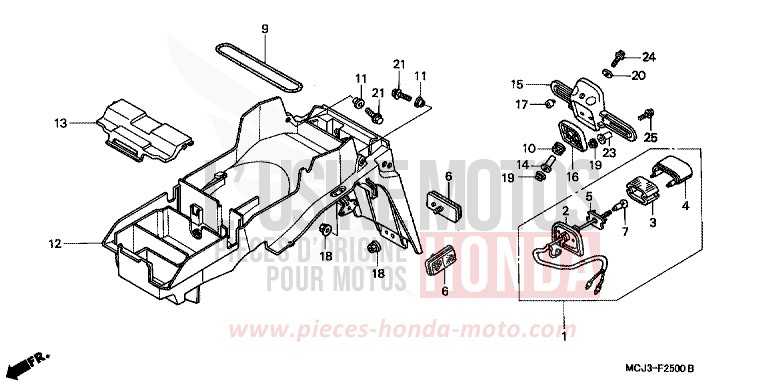 GARDE-BOUE ARRIERE (CBR900RRY,1/RE1) de Fireblade ACCURATE SILVER METALLIC (NH146) 2001