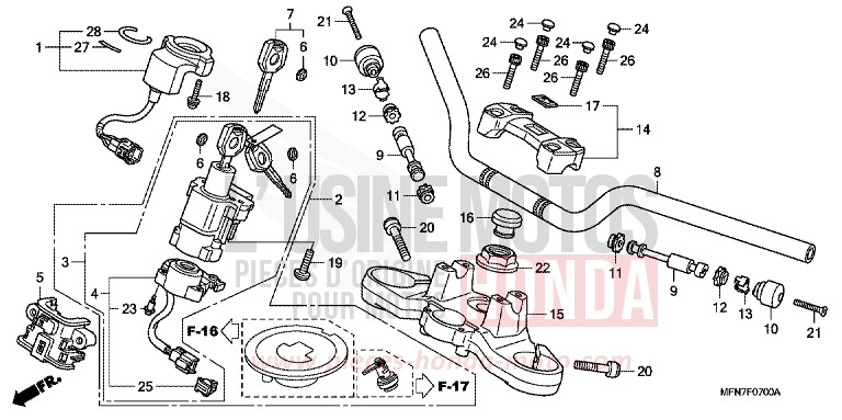 TUYAU DE GUIDON/PONT SUPERIEUR de CB1000R PEARL COOL WHITE (NHA16K) de 2011