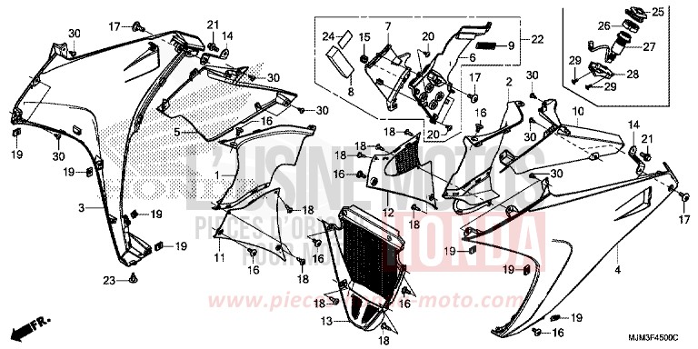 CARENAGE MILIEU de VFR800F VICTORY RED (R334) 2017