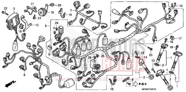 FAISCEAU DES FILS (VFR800A) de VFR800F CANDY GLORY RED-U (R101) de 2006