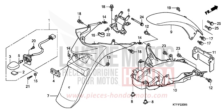 GARDE-BOUE ARRIERE de SH125 PEARL COOL WHITE (NHA16) 2010