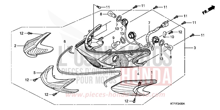 FEUX COMBINES ARRIERE de SH125 PEARL COOL WHITE (NHA16) 2010