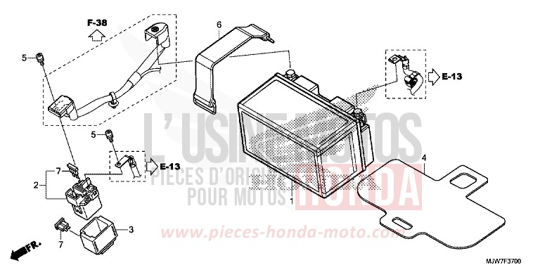 BATTERIE de CB500F MILLENNIUM RED (R263) 2016