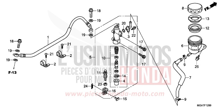 REAR BRAKE MASTER CYLINDER (CBR600F) de CBR600F PEARL COOL WHITE (NHA16) de 2011