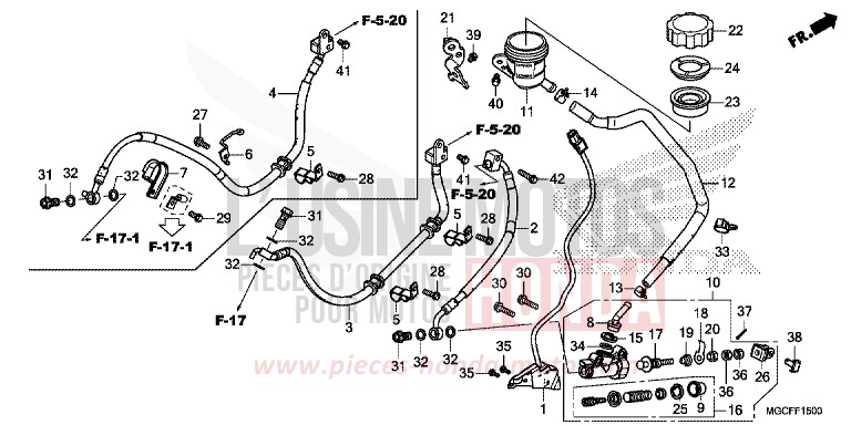 MAÎTRE-CYLINDRE DE FREIN ARRIÈRE de CB1100 PEARL HAWKSEYE BLUE (PB409) 2019