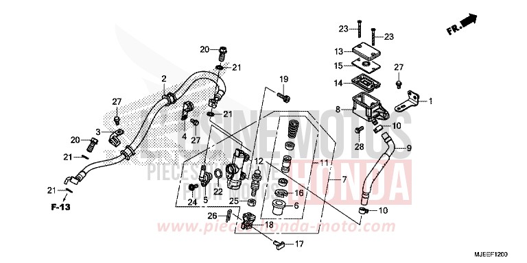 REAR BRAKE MASTER CYLINDER (CB650F) de CB650F MAT GUNPOWDER BLACK METALLIC (NH436) de 2014