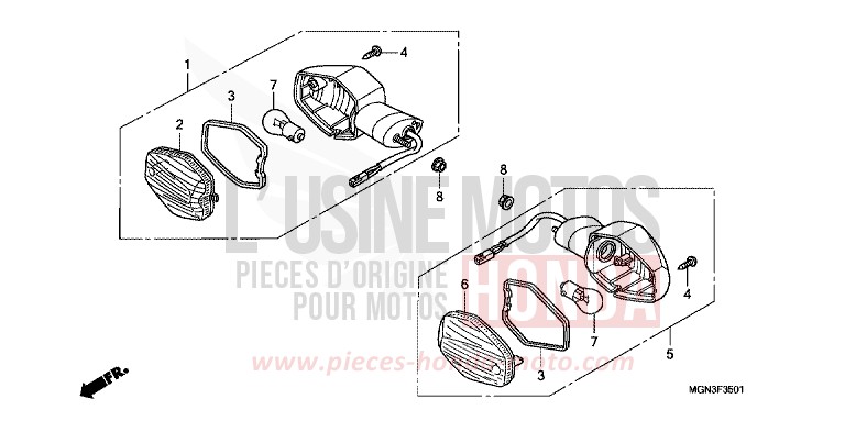 CLIGNOTANT AVANT (CBF600N/NA) de CBF600N PEARL COOL WHITE (NHA16) de 2010