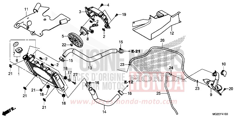 RADIATEUR de CB500F GRAPHITE BLACK (NHB01) de 2014