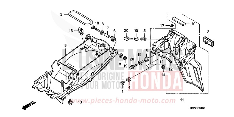 GARDE-BOUE ARRIERE de CBF600S PEARL COOL WHITE (NHA16) 2010