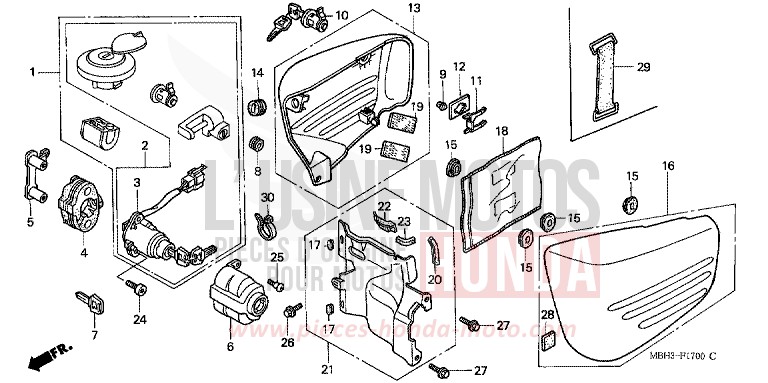 COUVERCLE LATERAL/JEU DE CLEF de Shadow REARL SEDONA RED (R223E) 1999