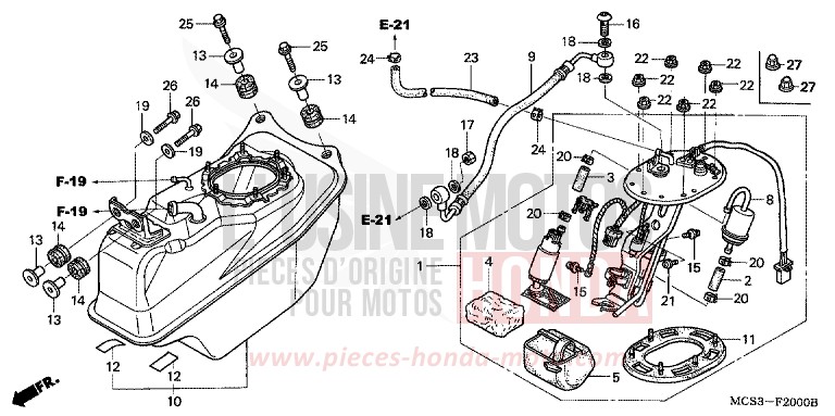 POMPE A CARBURANT de ST1300 CANDY GRACEFUL RED-U (R151) 2004