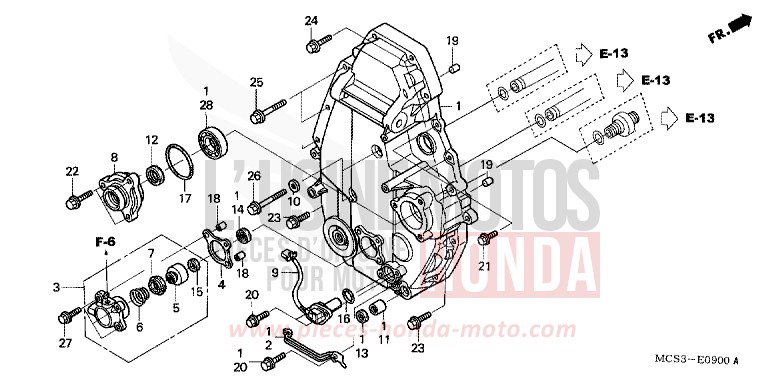 PANNEAU DE CARTER-MOTEUR de ST1300 DEGITAL SILVER METALLIC (NHA30) 2004