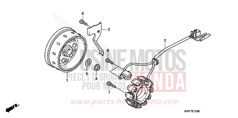 GENERATRICE de CBF125 SPACE SILVER METALLIC (NHB06) de 2009