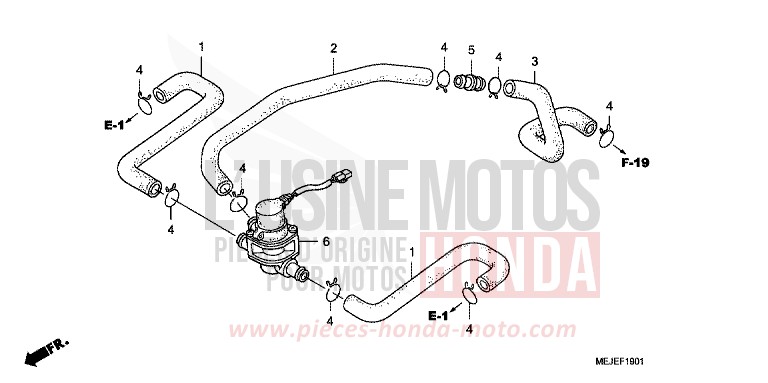 COMMANDE INJECTION D'AIR SOUPAPE de CB1300S DARKNESS BLACK METALLIC (NH463F) de 2007