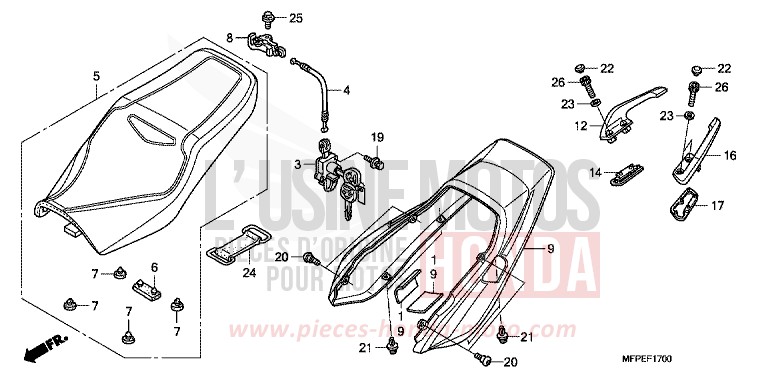 SIEGE/CAPOT ARRIERE de CB1300S PEARL SUNBEAM WHITE (NHA66KF) de 2010