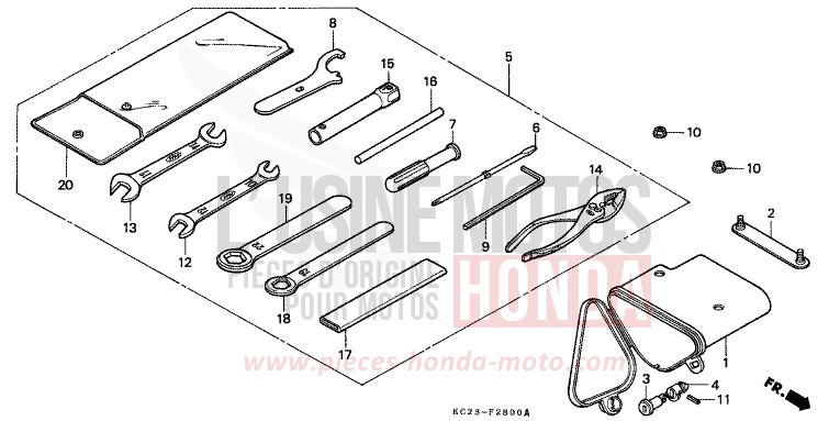 OUTILS de CM125C NOIR (NH1) 1985