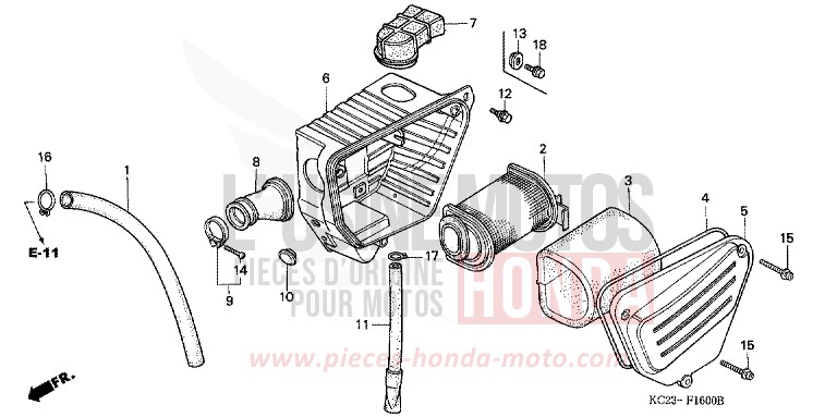 FILTRE A AIR (E/ED/F/G/SD) de CM125C R104U (R104U) 1985