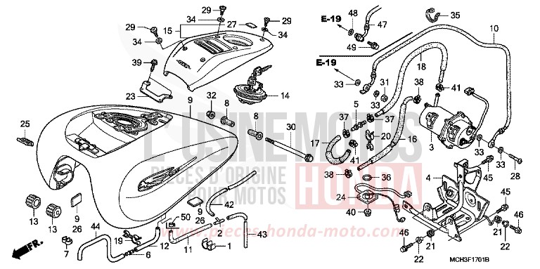 RESERVOIR A CARBURANT (VTX1800C15/6/7/8) de VTX1800C NOIR (NH1) 2005