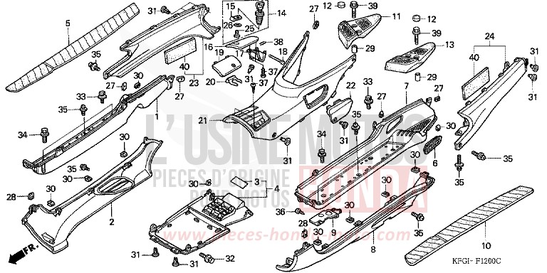 TOLE DE PLANCHER/CACHE CENTRAL de Foresight FORCE SILVER METALLIC (NH411) de 2002