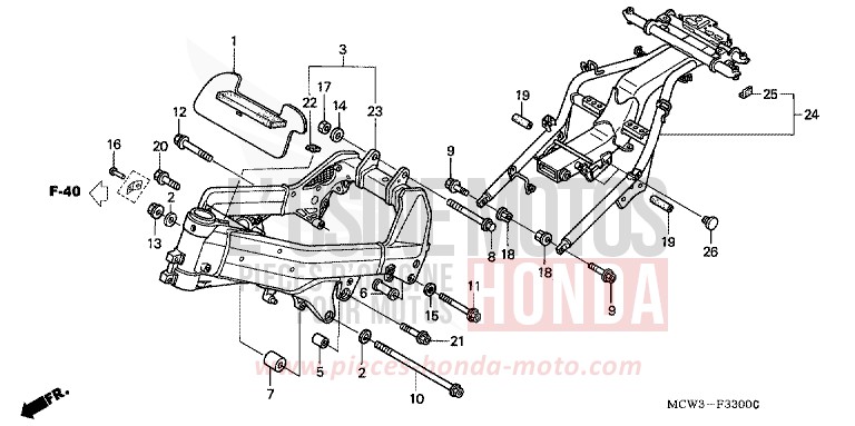 CARROSSERIE DE CHASSIS de VFR800F ITALIAN RED (R157) 2004