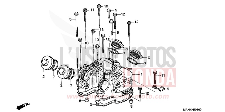 COUVERCLE DE CULASSE de Dominator GRANADA BLUE METALLIC (B152E) de 1999
