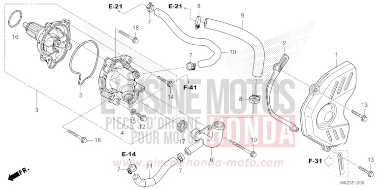 POMPE A EAU/PANNEAU ARRIERE GAUCHE de CBR600RR MAT BALLISTIC BLACK METALLIC (NHA86) de 2024