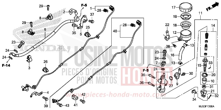 REAR BRAKE MASTER CYLINDER de NC750J MAT BALLISTIC BLACK METALLIC (NHA86B) 2017