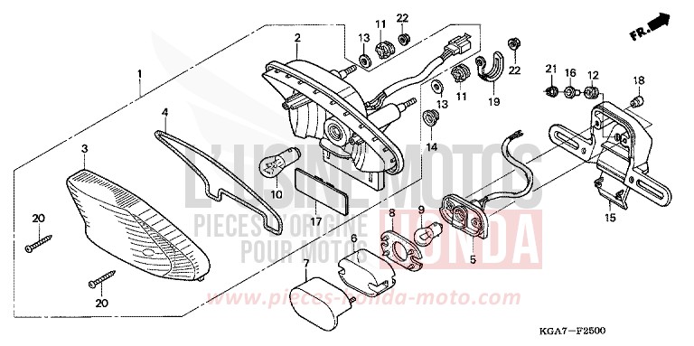 FEU ARRIERE de CG125 FORCE SILVER METALLIC (NH411) de 2004