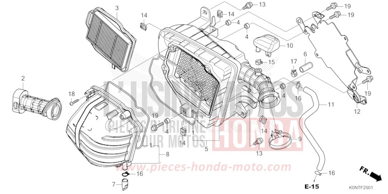 FILTRE A AIR (CBF125MEF) de CBF125MEF IMPERIAL RED METALLIC (R355) 2026