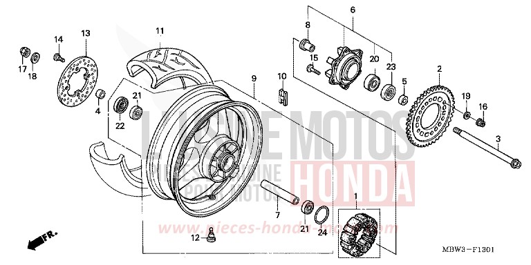ROUE ARRIERE (2) de CBR600F NOIR (NH1) de 2001