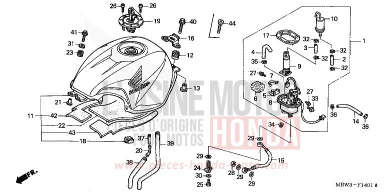 RESERVOIR A CARBURANT (2) de CBR600F NOIR (NH1) de 2001