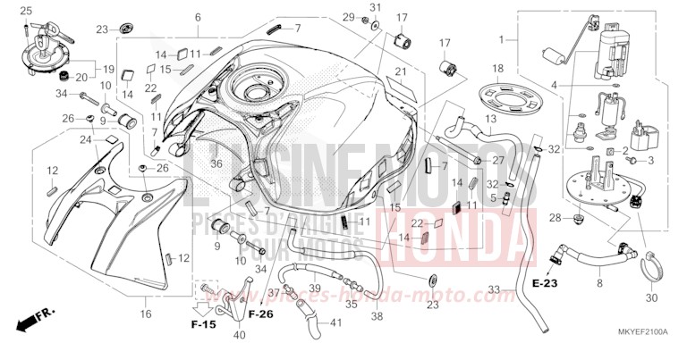 RESERVOIR A CARBURANT de CB650R PEARL SMOKY GRAY (NHC53) 2024