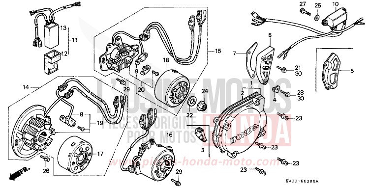 PANNEAU CARTER-MOTEUR G./ GENERATRICE/UNITE DE C.D.I. de CR125R FIGHTING RED (R134) 1987